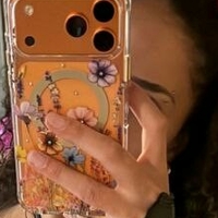 Nadia Estelle Meztelen