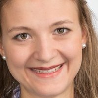 Nadine Brandstätter Meztelen