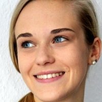 Nadine Koesters Meztelen