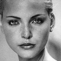 Nadja Auermann Meztelen