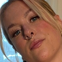 nakedgirloninternet Meztelen