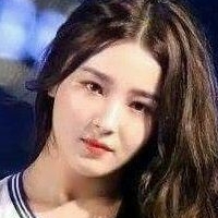 Nancy Jewel McDonie Meztelen
