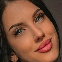 Nata Wojtowich Meztelen