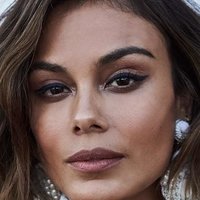 Nathalie Kelley Meztelen