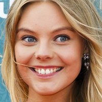 Nell Hudson Meztelen