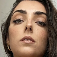 Nelly London Meztelen