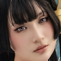 Neyu H Cosplay Meztelen