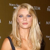 Nichole Hiltz Meztelen