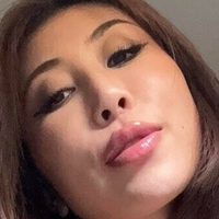 Nicole Doshi Meztelen