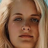 Nicole Gerome Meztelen