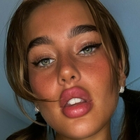Nicole Kikabidze Meztelen