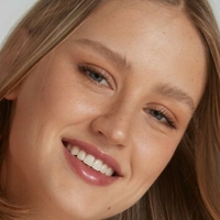 Nicole Shechter Meztelen