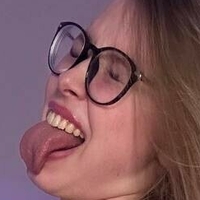 Nicolewow Meztelen
