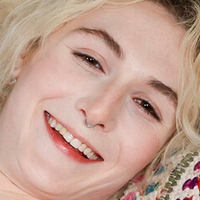 Nikki North Meztelen