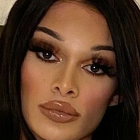 Nikkie Santana Meztelen