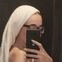Niushkita Meztelen