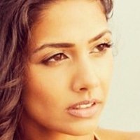 Nosheen Phoenix Meztelen