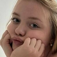 official_karina Meztelen