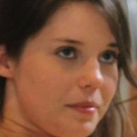 Olivia Blake Meztelen