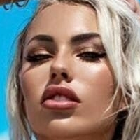Olivia Burns Meztelen