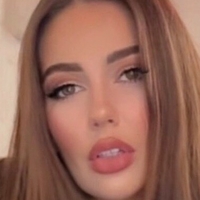 Olivia Mae Meztelen