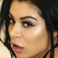 oliviaberzinc Meztelen