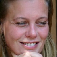 Pascale Devigne Meztelen