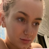 PeachPRC Meztelen