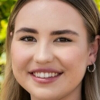 Pearl Farley Meztelen