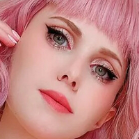 Peppy Meztelen