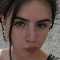 Pia Yasmin Meztelen