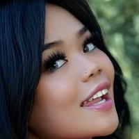 Pixie Gloss Meztelen