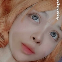 Polibolidolly Meztelen