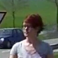 Popp-Sylvie Meztelen