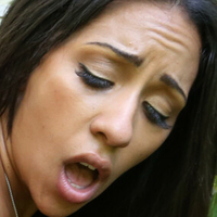 Priya Price Meztelen