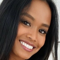 Putri Cinta Meztelen