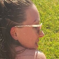 queen.mi Meztelen