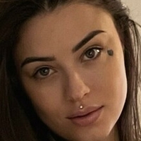 Quinn Capri Meztelen