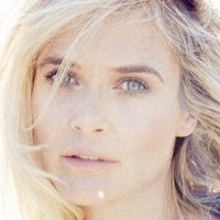 Rachel Blanchard Meztelen