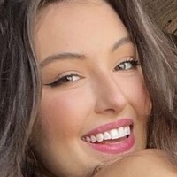 Rachel Michelle Meztelen