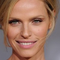 Rachel Roberts Meztelen