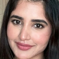 Rachel Sharma Meztelen