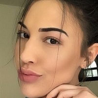 Rainey James Meztelen