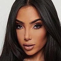 Raquel Symons Meztelen