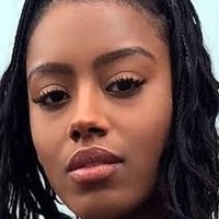 Raven Tracy Meztelen