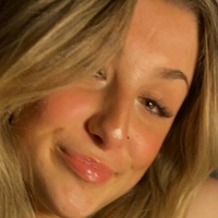 Rayna Denike Meztelen