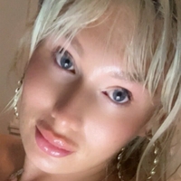 realchanellux Meztelen