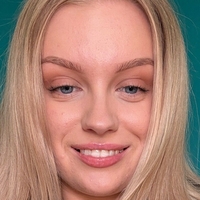 rebeccaa Meztelen