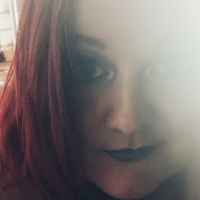red_ridin_hood.x Meztelen