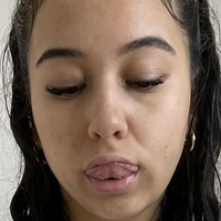 Reina Angel Meztelen